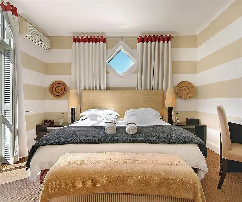 Liberty Lodge Guest House Le Cap
