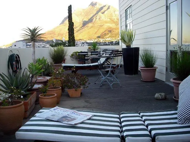Liberty Lodge Guest House Le Cap Couette-café