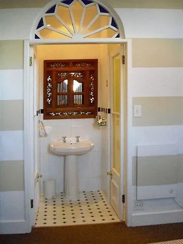 Bed & Breakfast Liberty Lodge Guest House Cape Town